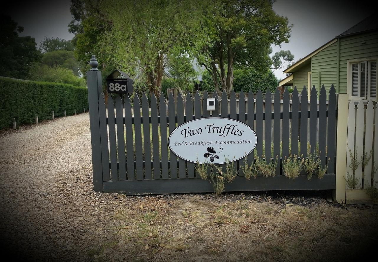 Two Truffles Cottages Ярра-Глен Экстерьер фото
