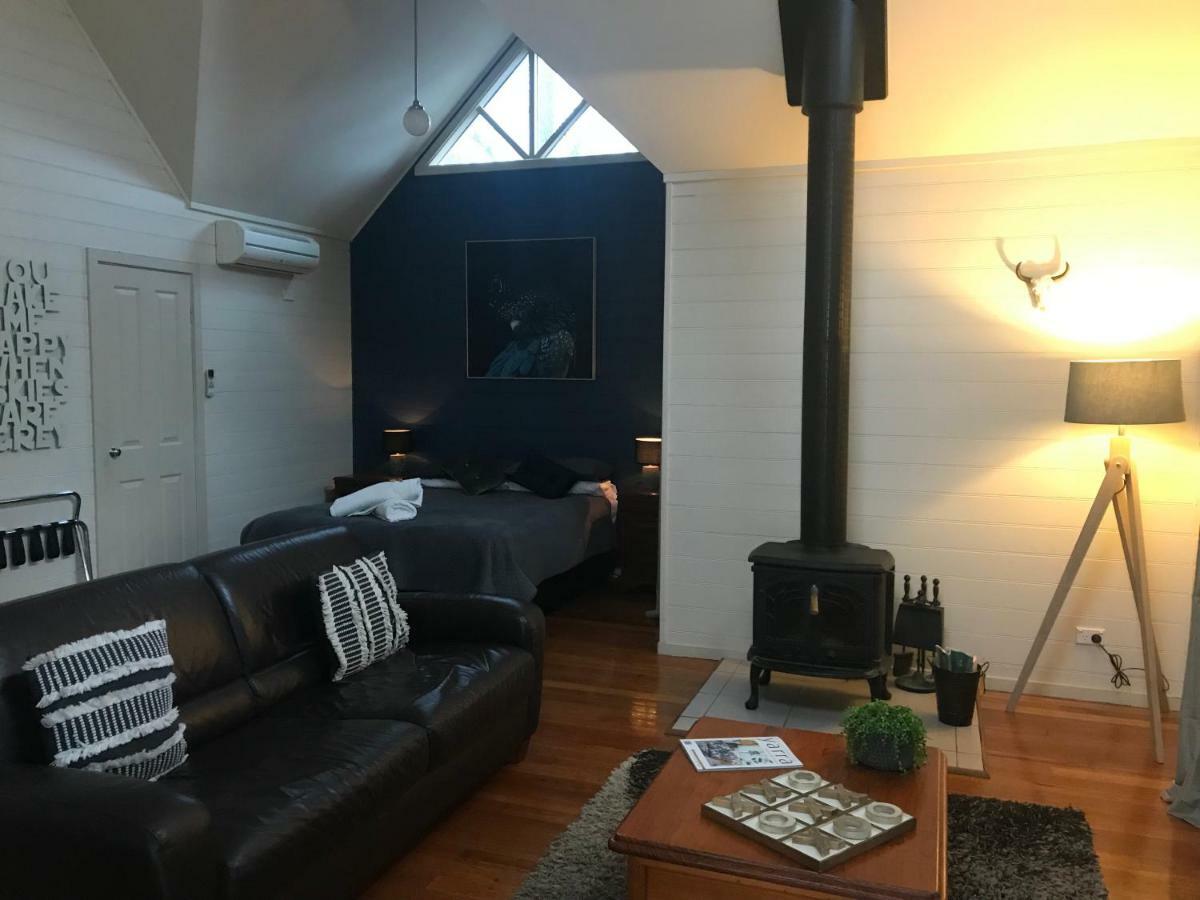 Two Truffles Cottages Ярра-Глен Экстерьер фото